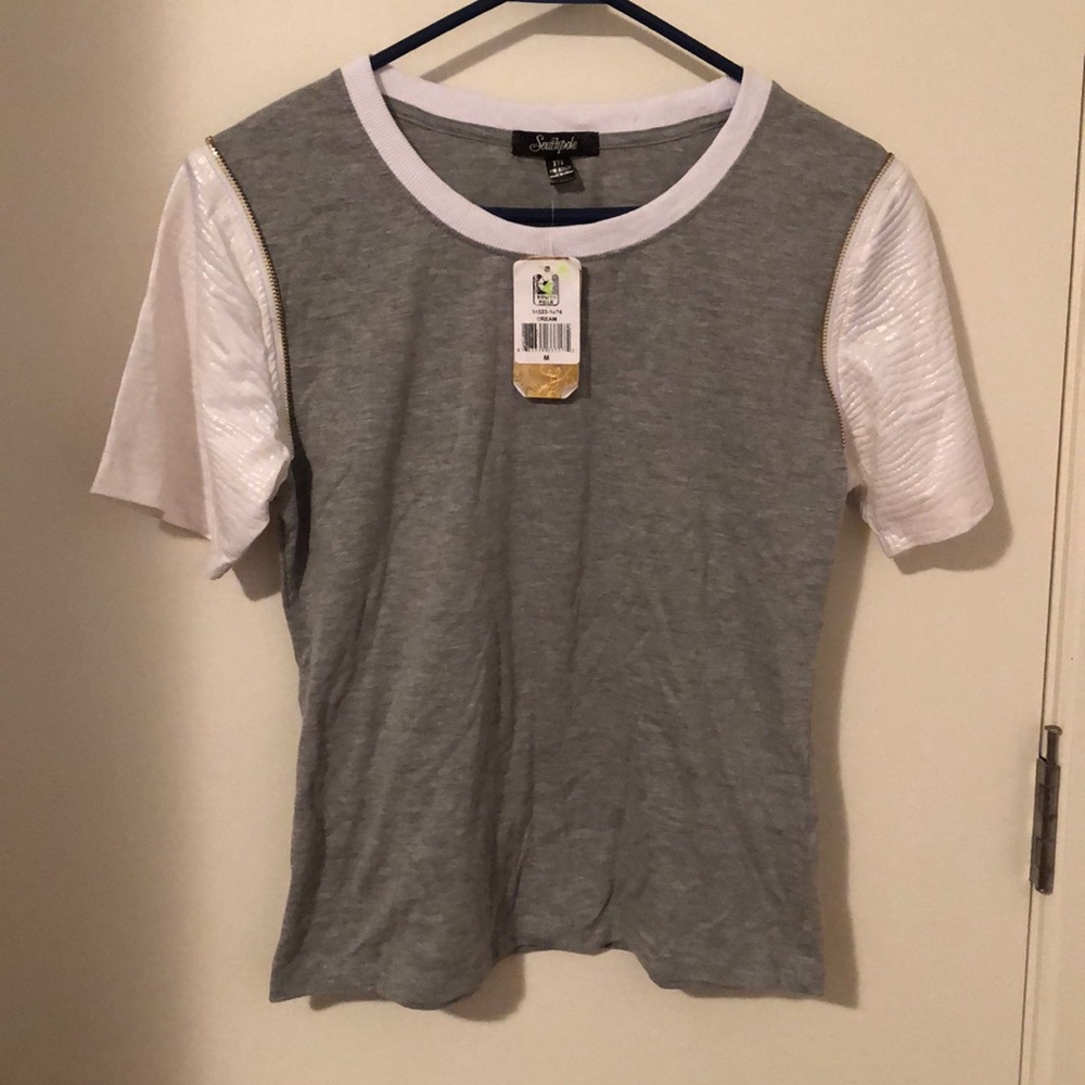 T shirt white sleeve from South Pole size medium